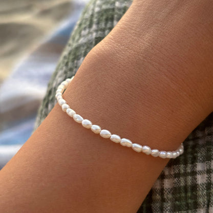 Dainty Pearl Bracelet