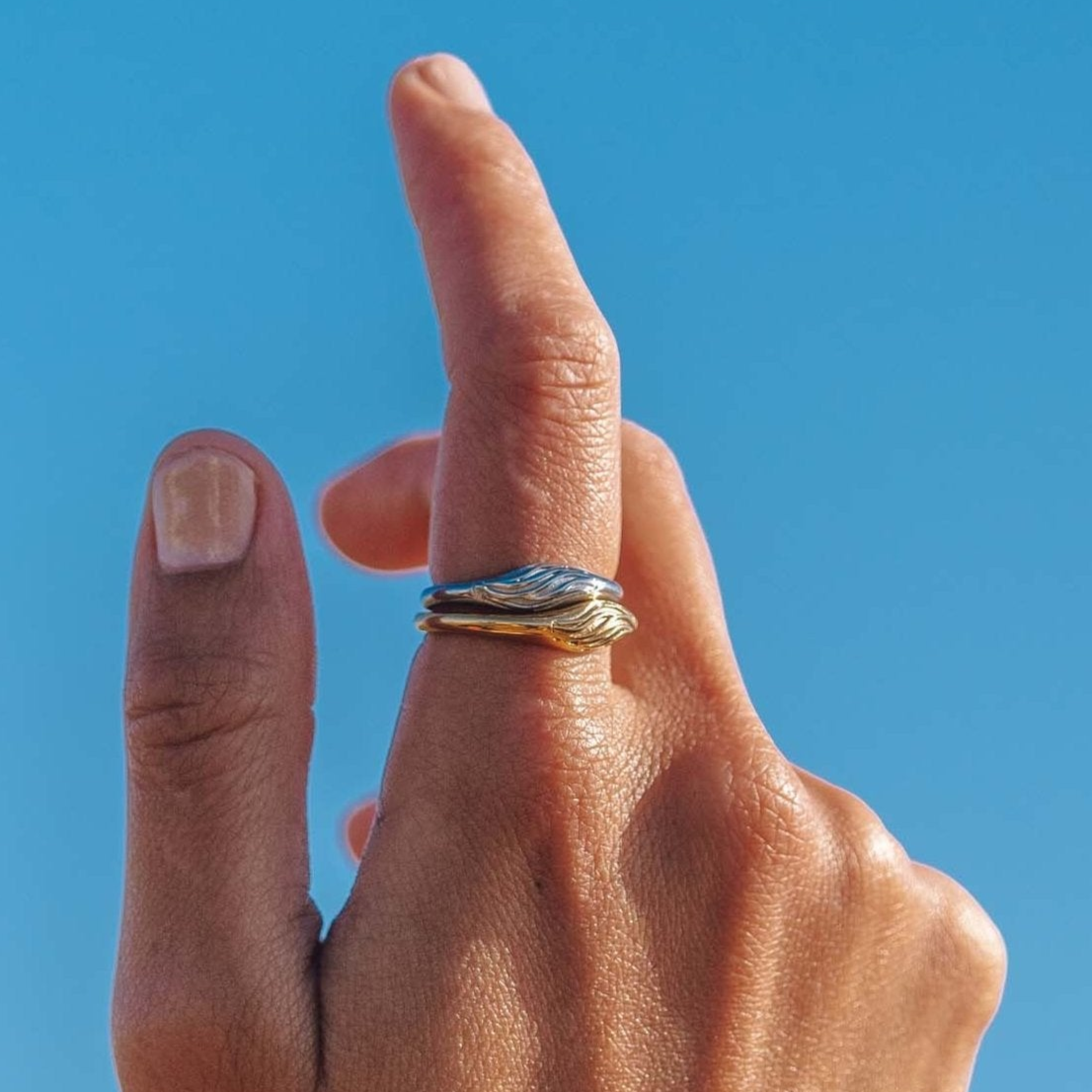 Chasing Waves Ring Silver