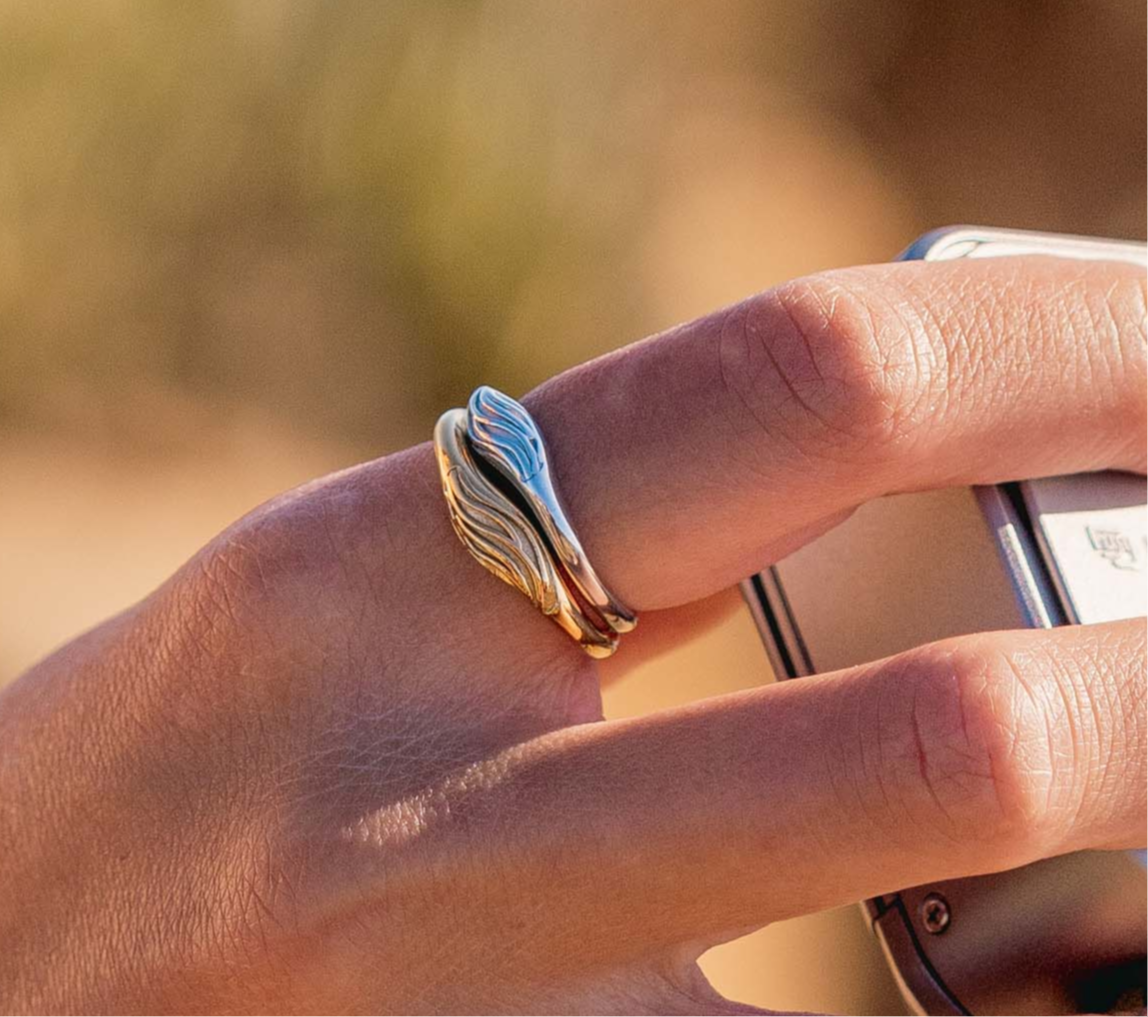 Chasing Waves Ring Gold