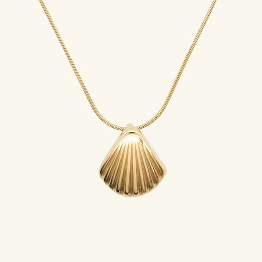 Seashell Necklace Gold